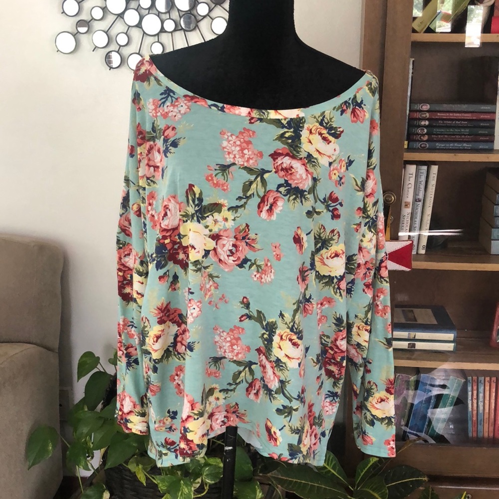 Uget boatneck dolman sleeve top